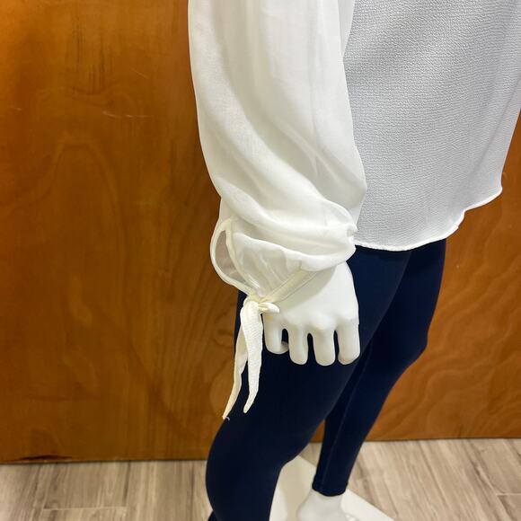 White House Black Market Sheer Chiffon Eyelet Lace Yoke Blouse/Tie Sleeves Sz 10 - Picture 4 of 14